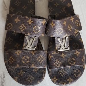 L V Designer Slippers 12 Metal Look